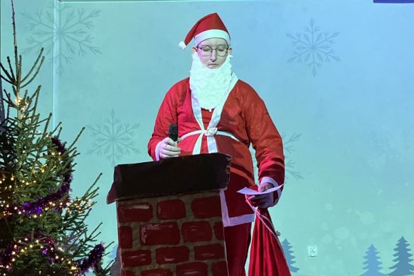 Przedstawienie taneczno-teatralne 